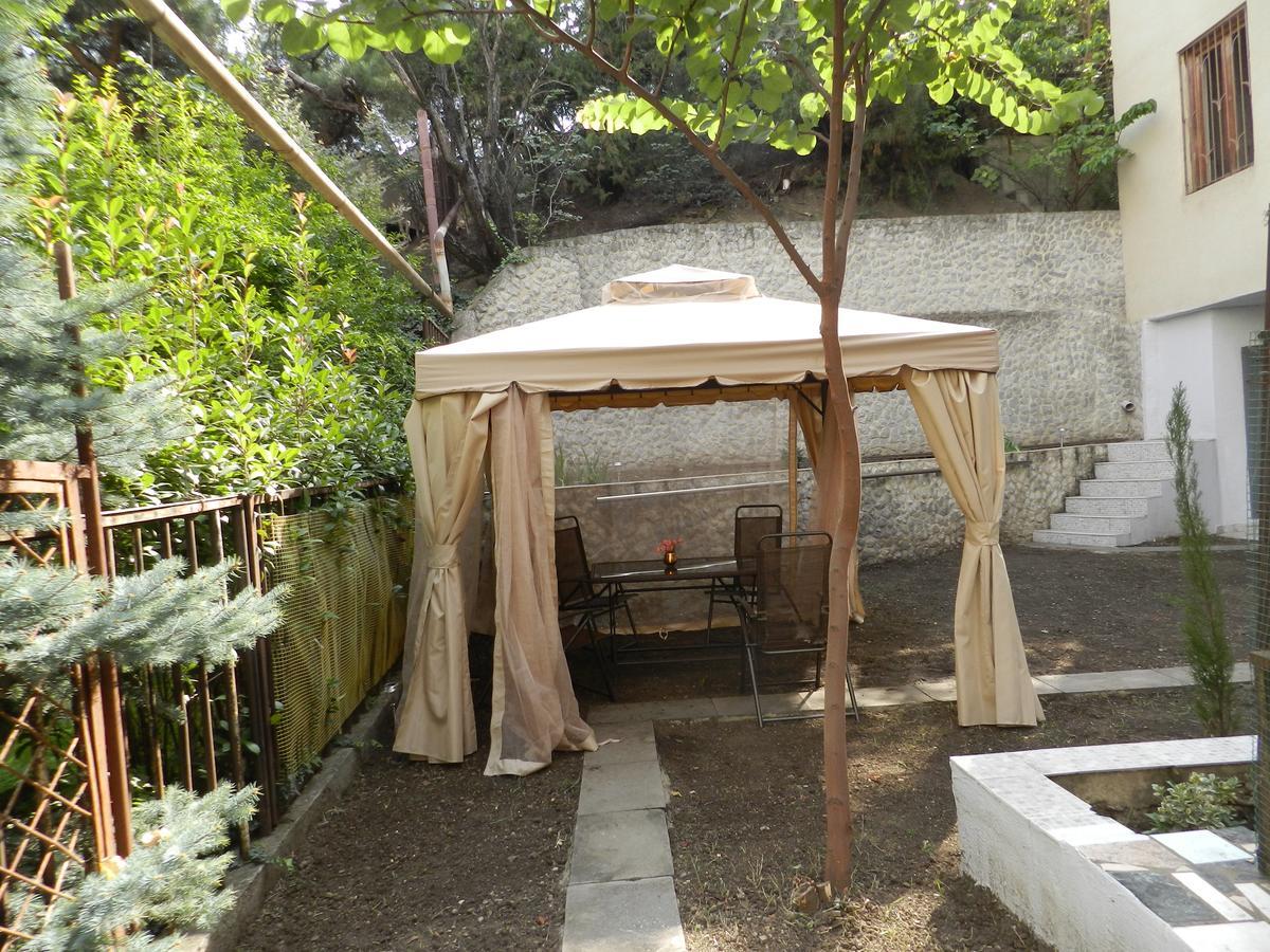 Aleqsandra Tbilisi Exterior photo